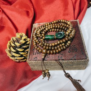 VÒNG TAY TRẦM HƯƠNG TỐC DẸT PHỐI LU THỐNG NGÂN LƯỢNG CẨM THẠCH THIÊN NHIÊN - THẮNG GIANG