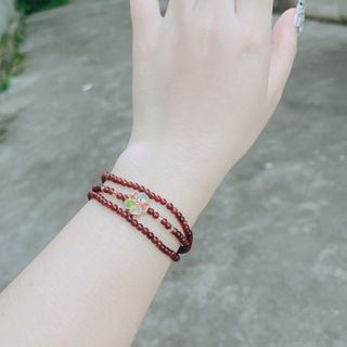 VÒNG TAY NGỌC HỒNG LỰU NHÍ THIÊN NHIÊN - THẮNG GIANG