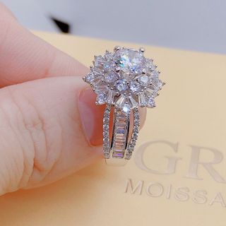 NHẪN HOA BẠC Ý XI BẠCH KIM GẮN KIM CƯƠNG MOISSANITE TẶNG KÈM KIỂM ĐỊNH QUỐC TẾ - THẮNG GIANG