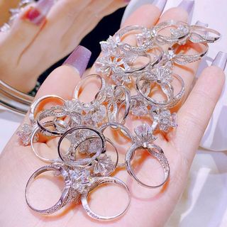 NHẪN BẠC HOA ĐÍNH KIM CƯƠNG MOISSANITE TẶNG KÈM KIỂM ĐỊNH QUỐC TẾ - THẮNG GIANG