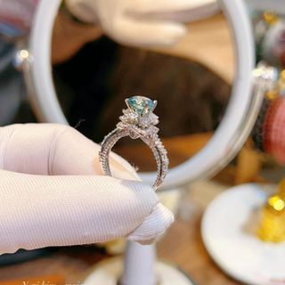 NHẪN HOA ĐÍNH KIM CƯƠNG MOISSANITE TẶNG KÈM KIỂM ĐỊNH QUỐC TẾ - THẮNG GIANG
