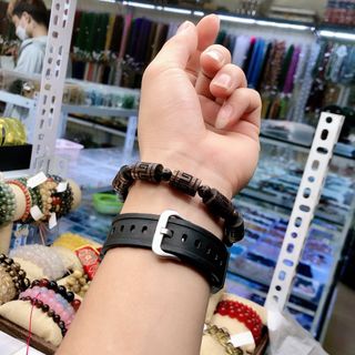 VÒNG TAY NAM TRẦM HƯƠNG SÁNH CHÌM THIÊN NHIÊN KHẮC CNC 12 LY - THẮNG GIANG