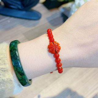 VÒNG TAY CỎ BỐN LÁ NGỌC CẨM THẠCH HUYẾT THIÊN NHIÊN TẾT DÂY MAY MẮN - THẮNG GIANG