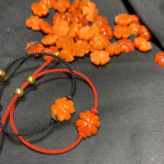 VÒNG TAY CỎ BỐN LÁ NGỌC CẨM THẠCH HUYẾT THIÊN NHIÊN - THẮNG GIANG