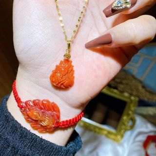 MẶT DÂY CHUYỀN HỒ LY CHÚA CẨM THẠCH HUYẾT THIÊN NHIÊN MÓC VÀNG TÂY 10 KARA - THẮNG GIANG