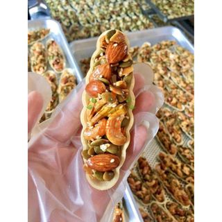 Bánh thuyền siêu hạt Granola có Macca