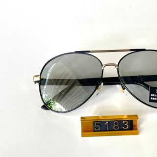 Mắt kính polaroi đổi màu 5183