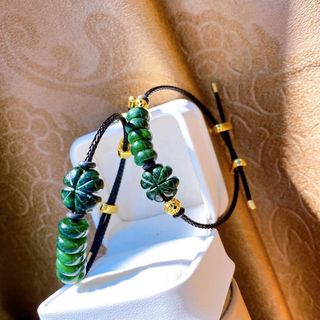 VÒNG TAY CỎ BỐN LÁ NGŨ ĐIẾU NGỌC CẨM THẠCH SƠN THỦY THIÊN NHIÊN - THẮNG GIANG