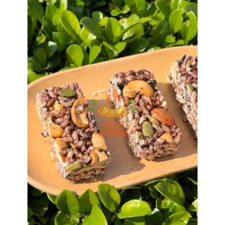 Thanh gạo lứt mix hạt 2 vị chà bông, rong biển