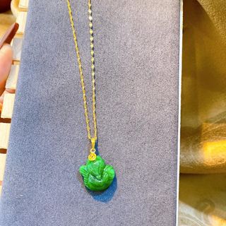 MẶT DÂY CHUYỀN HỒ LY NGỌC CẨM THẠCH MÓC VÀNG TÂY 10 KARA - THẮNG GIANG