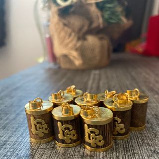 Mặt dây chuyền Trầm hương bọc vàng non - Trầm sánh chìm, trầm tự nhiên