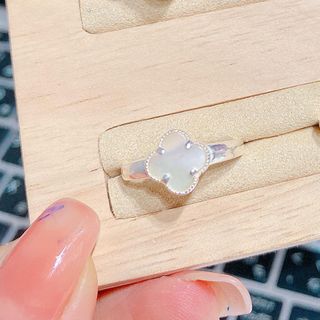 NHẪN CỎ BỐN LÁ TRẮNG BỌC BẠC TA CHUẨN - CÓ THẺ HÓA ĐƠN - THẮNG GIANG