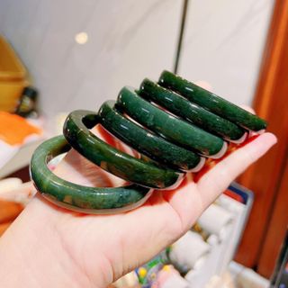 VÒNG TAY NGỌC BÍCH NGA THIÊN NHIÊN - THẮNG GIANG