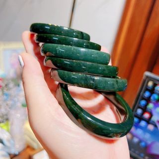 VÒNG TAY NGỌC BÍCH NGA THIÊN NHIÊN - THẮNG GIANG