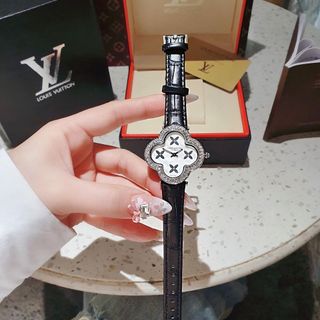 ĐỒNG HỒ NỮ CAO CẤP LOI VUITON DÂY DA MẶT HOA LOGO