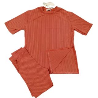 Sét Bộ Ngố ,Áo From Rộng Xẽ Tà 2 Bên , Quần Ôm Có Túi Xéo . Vải Gân Đũa Siêu Mát