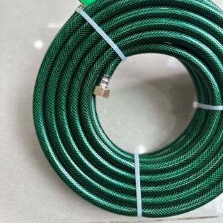 [Bộ 5m xanh] Dây xịt rửa xe tưới cây, chất lượng nhựa dẻo 2 lớp có sợi polyester gia cường / sẵn vòi xịt tăng áp đồng thau và ren trong 21 kết nối vòi nước