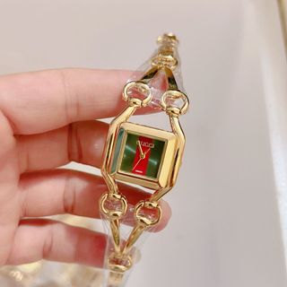 Đồng hồ lắc gumen mẫum ới