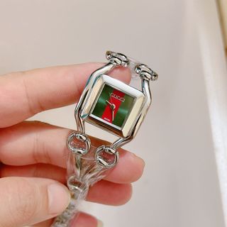 Đồng hồ lắc gumen mẫum ới