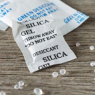 Chống ẩm vỏ lụa 2g