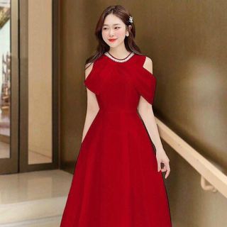 Đầm xoè cườm cổ hở vai sang trọng hàng cao cấp thiết kế