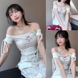 Áo trễ vai thêu nơ