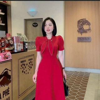 Đầm thiết kế dáng xoè với chất liệu chéo hàn cao cấp, mềm mại, đính đá vai sang trong,thanh lịch - N38