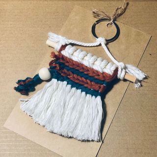 MK003 Móc khóa đan len