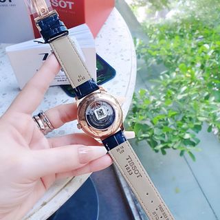 ĐỒNG HỒ NAM CƠ SIÊU CẤP TISỌT DÂY DA KÍNH SAPHIRE LỘ MÁY MẶT ĐEN VIỀN ĐỒNG
