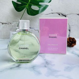 NƯỚC HOA CHA NEL CHAN CE XANH phong cách trẻ trung, mới lạ và hiện đại hơn để phù hợp với những cô gái trẻ mà CHA NEL đang hướng tới.