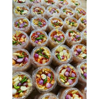 KIM CHI MĂNG TỎI ỚT ( HÀNG LOẠI 1 SIÊU NHIỀU ) hủ 700g