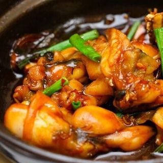 ĐÙI ẾCH TƯƠI NGON, LÀM SẠCH, SẴN CHẾ BIẾN