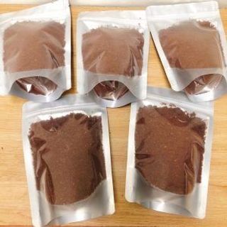 Đất sét kết dính dán tường rêu