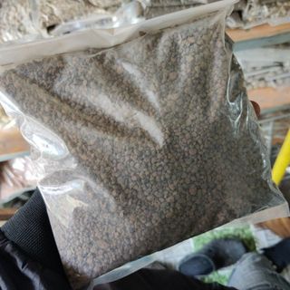 Sỏi suối nâu tự nhiên trải nền, trang trí hồ cá thuỷ sinh 1kg