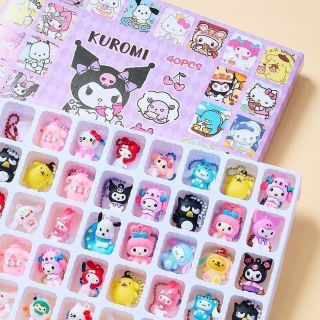 hộp quà bất ngờ 40 món Kuromi và Gấu Losto bí mật tặng kèm móc khoá cho bé