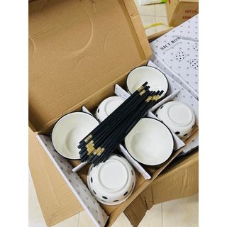 Bát Chấm Bi Trắng Đen - Bộ 6 Chén 6 Đũa (THUNG 20B)
