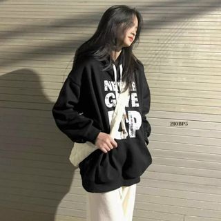 ÁO HOODIE CẶP ĐÔI NAM NỮ FORM RỘNG CÓ NÓN TRÒNG ĐẦU IN CHỮ NEVER GIVE UP -HTM FASHION