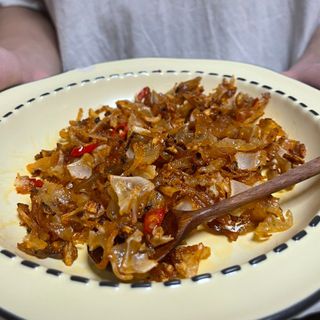 Vụn vi cá đuối bơ tỏi, dai dai, cay cay, ăn vặt hoặc ăn với cơm, cháo - 250gr/túi zip bạc