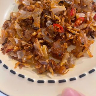 Vụn vi cá đuối bơ tỏi, dai dai, cay cay, ăn vặt hoặc ăn với cơm, cháo - 250gr/túi zip bạc