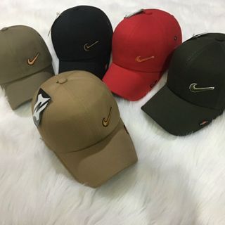 Mũ lưỡi trai đủ mẫu chữ hoặc hình ở một bên NK