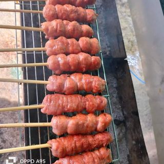 Nem nướng hồ lô, vỉ 5 cây CHUYÊN SỈ GIÁ TỐT