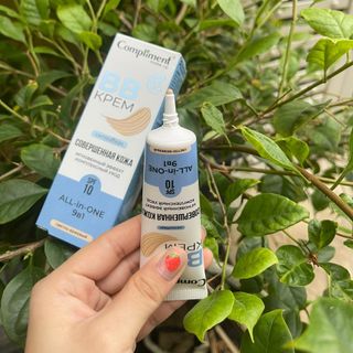 Kem nền BB cream Compliment 9in1 spf10