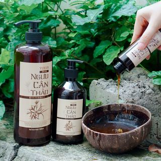 Dầu gội bồ kết, dầu gội thảo dược phụ hồi tóc, ngăn ngừa gãy rụng - Ngưu Cân Thảo Chai 1000ml