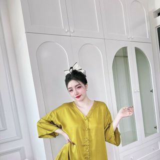 Đồ bộ đùi latin thiết kế cổ V