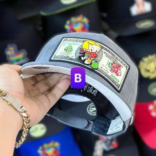Mũ lưỡi trai hình tờ tiền CQ