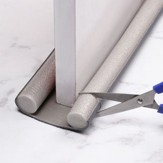 Thanh Xốp Chắn Khe Cửa Tránh Tiếng Ồn