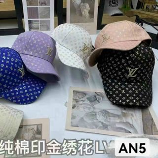 Mũ lưỡi trai đủ mẫu dây chia ra in chữ QC