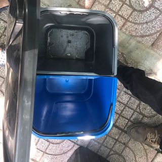 Thùng rác nhựa 2 ngăn có dung tích 40 lít