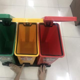 Thùng rác phân loại 3 ngăn 60 lít.