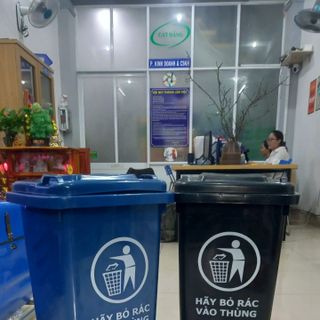 Thùng rác y tế đạp chân 60 lít